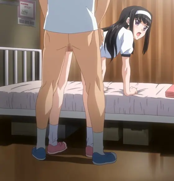 彼女×彼女×彼女 ~三姉妹とのドキドキ共同生活~ 第二話 都会はトイレ、保健室、メイドパラダイス